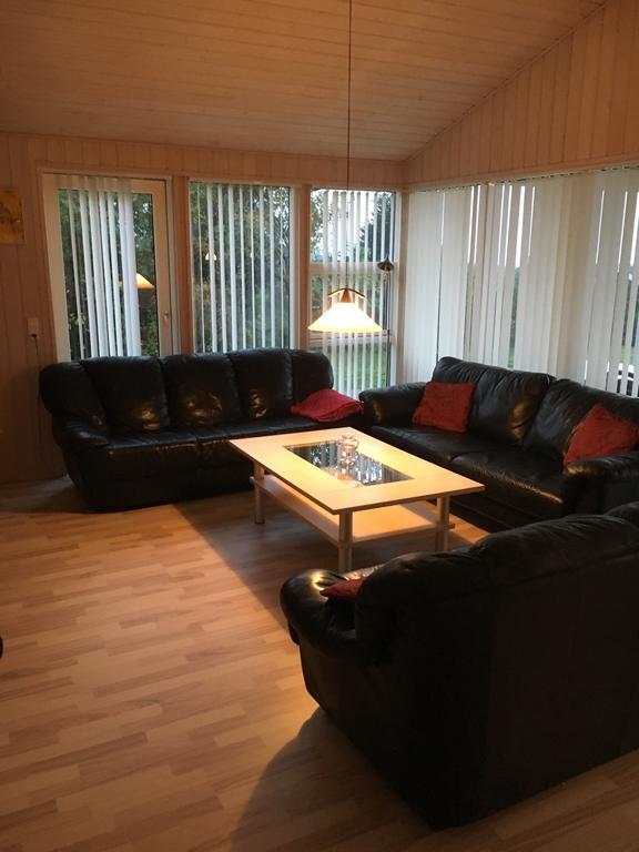 Three-Bedroom Holiday Home In Ebeltoft Eksteriør billede